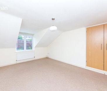 4 bedroom terraced house to rent - Photo 4