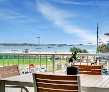 FURNISHED BEACHFRONT UNIT WITH STUNNING VIEWS - Photo 4