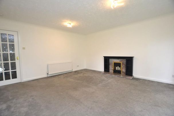 3 bedroom flat to rent - Photo 1