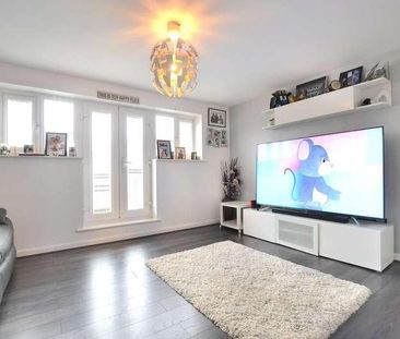 Yew Tree Road, Brockworth, Gloucester, Gloucestershire, GL3 - Photo 6