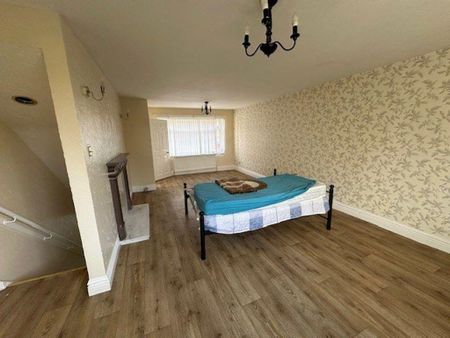 4 bedroom house to rent - Photo 4