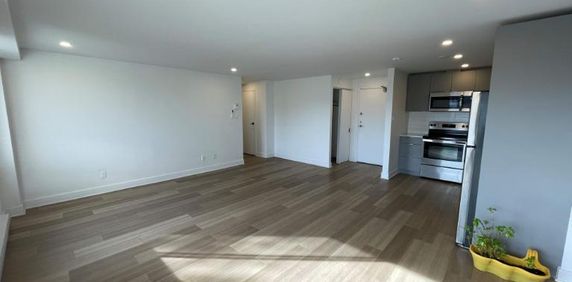 2 CH - 1 SDB - Côte Saint-Luc - $1,895 /mo - Photo 2