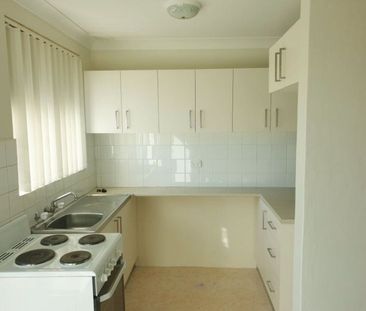 Two Bedroom Unit with Convenient Location! - Photo 6