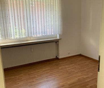 Helle, renovierte Single - Wohnung 62qm mit Terrasse - Photo 3