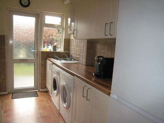 4 bedroom terraced house to rent - Photo 1