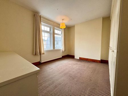 3 bedroom terraced house to rent - Photo 3