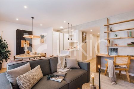 3 room luxury Apartment for rent in Barcelona, Catalonia - Photo 2