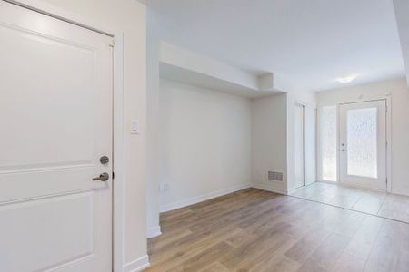 For Lease - 1865 Pickering Parkway Unit# 510, Pickering, Ontario - Photo 5