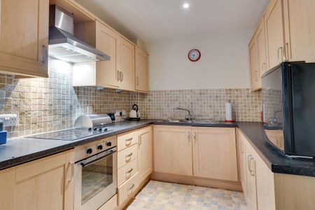 1 bedroom apartment to rent - Photo 2