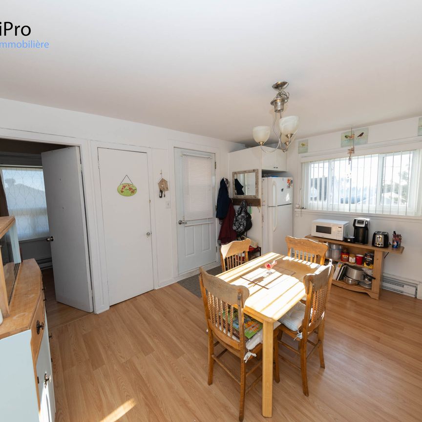 317 Chouinard - Photo 1