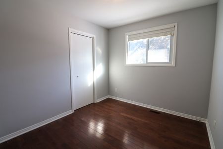 675 Geneva St, St. Catharines - 3 Bedroom Main Unit - Photo 5