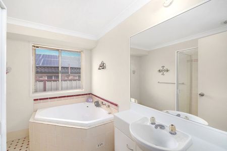 Home For Rent - Photo 3