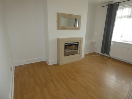 2 bed flat to rent in Marondale Avenue, Walkergate, NE6 - Photo 4