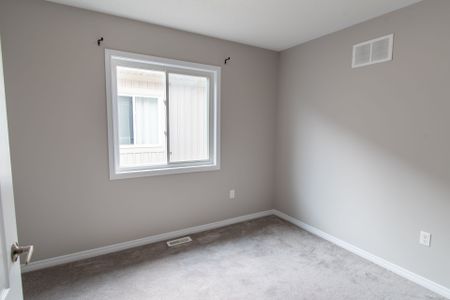 For Lease - 191 Diana Drive, Orillia, Ontario - Photo 5