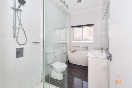 129 Thomas Street, Hampton VIC 3188 - House For Rent | Domain - Photo 2