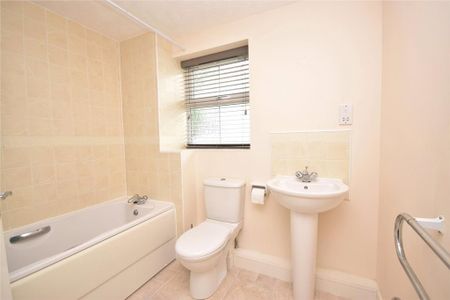 2 bedroom apartment to rent - Photo 5