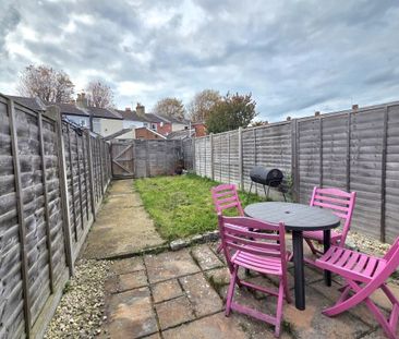 Hambrook Road, GOSPORT - Photo 5