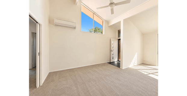 Private Standalone Villa in a Convenient Balwyn Location - Photo 1