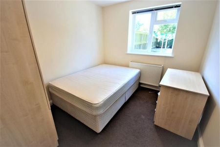 6 bedroom house to rent - Photo 5