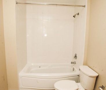 149 Main Street West apartment — Hamilton, ON (1-Bedroom) - 1 Bedroom - Photo 5