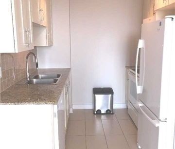 For Lease - 4070 Confederation Parkway Unit# 3005, Mississauga, Ont... - Photo 5