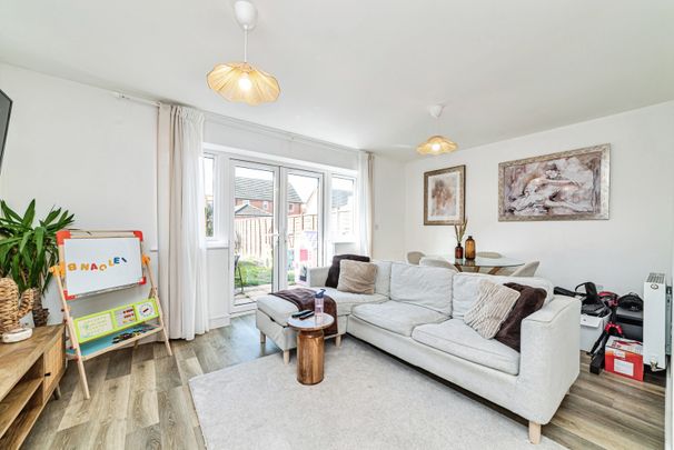 1 bedroom property to rent - Photo 1