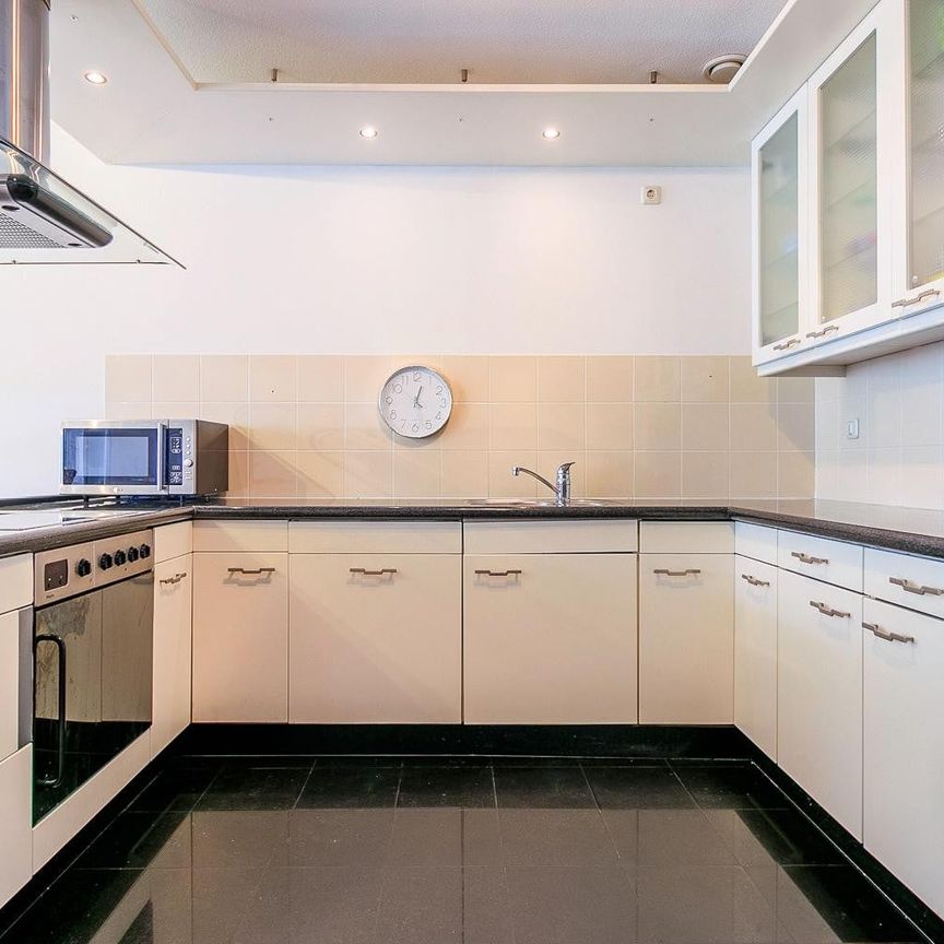 Te huur: Appartement Omval in Amsterdam - Foto 1
