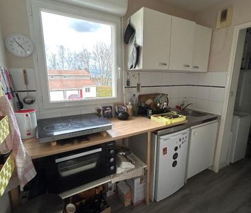Location Appartement 3 pièces 55m² BEAUNE LES MINES 87280 - Photo 4
