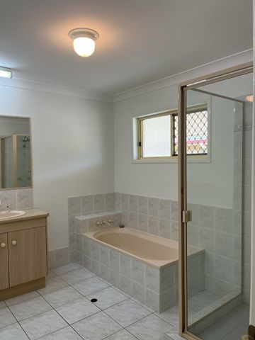 SECOND FLOOR UNIT IN BONGAREE - Photo 4