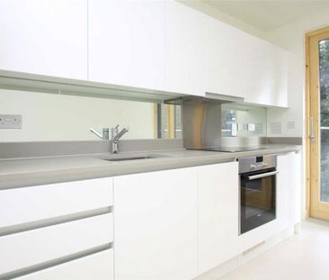 Studio to rent - Photo 3