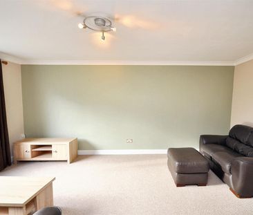 4 Stanton Walk, Warwick - Photo 1