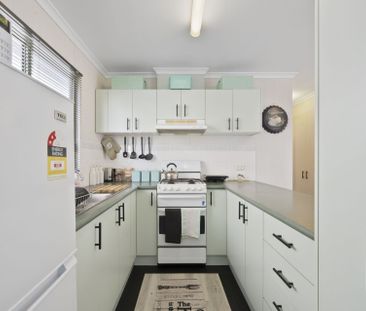 208A La Trobe Street, Redan - Photo 3