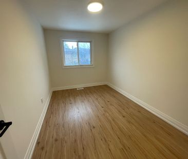 For Lease - 86 St Lucie Drive Unit# Main, Toronto, Ontario - Photo 4