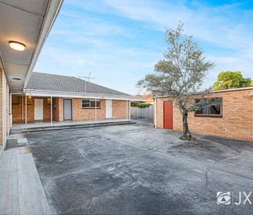 37 Gnarwyn Road, 3163, Carnegie Vic - Photo 1