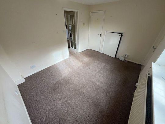 1 bedroom ground floor flat to rent - Photo 1