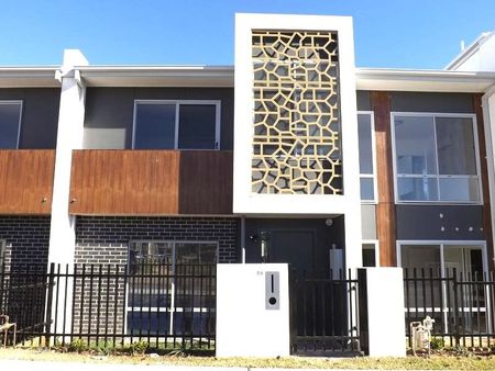 Modern Family Home in the Popular Hermitage Estate! - Photo 2