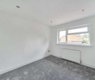 3 bedroom detached house to rent - Photo 4