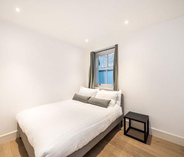 3 bedroom flat to rent - Photo 1