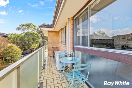 Renovated top-floor unit positioned at the rear of the complex, walk to Top Ryde City - Photo 3