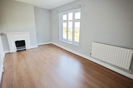 2 bedroom House To Let Total Size: 1023 SQ FT - Photo 2