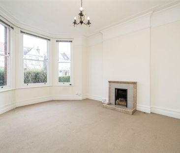 Flanchford Road, Brackenbury Village, W12, London - Photo 3