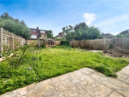 Blandford Avenue, Twickenham, TW2 6HS - Photo 5