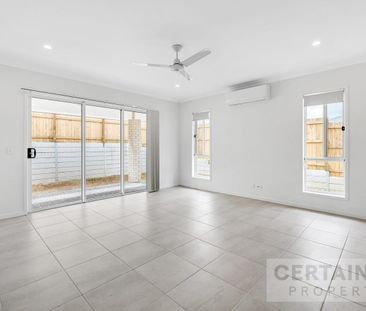 42 Cavanagh Drive, Logan Reserve, Qld 4133 - Photo 5