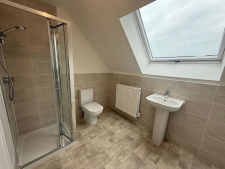 3 bedroom terraced house to rent - Photo 2