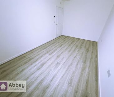 2 bedroom semi-detached bungalow to rent - Photo 2