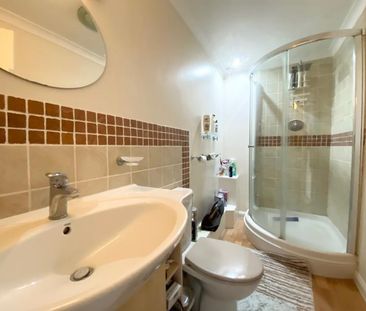 The Cloisters, Woking , Surrey , GU22 - Photo 6