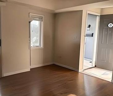 2 Beds 1.5 Baths Townhouse - Photo 3