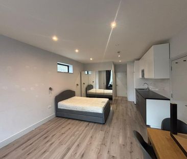 Studio Flat, Tunley Road, NW10 - Photo 4