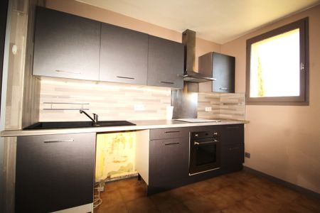 Location Appartement 4 pièces 83m² ROQUEBRUNE CAP MARTIN 06190 - Photo 3