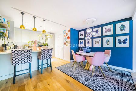 Hoover Building, Western Avenue UB6 - Photo 2